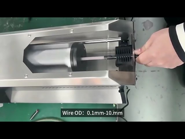 Præcis afisolering af 9-lags koaksialkabel - 10mm maskine til automatisering
