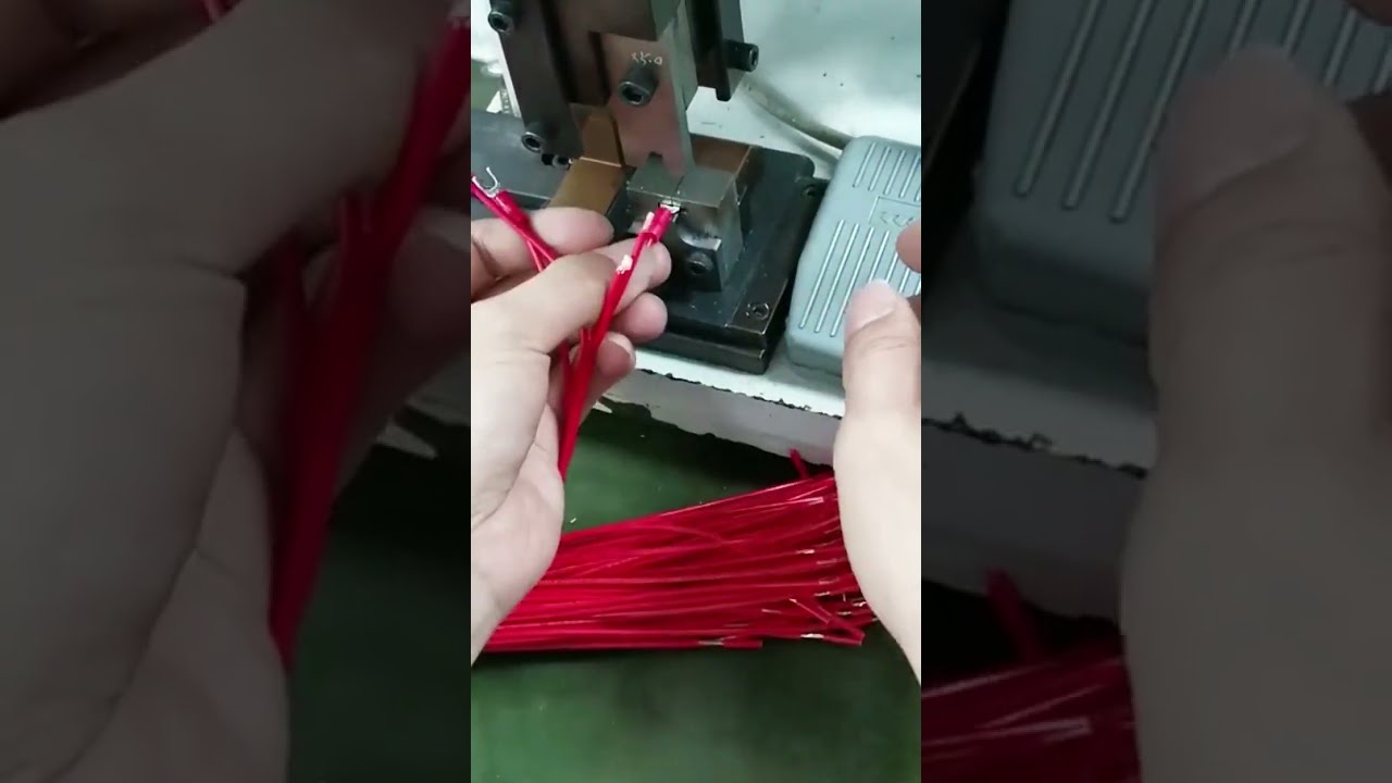 Terminal Machine with Positioning Single Grain Mold Crimping Cold Press #machine #factory