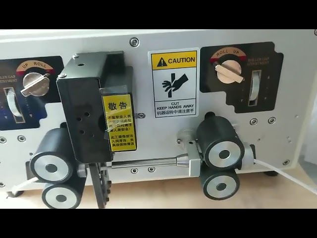 Automatisk kabelafisoleringsmaskin til store firkantede kabler - Effektiv stripning og skæring